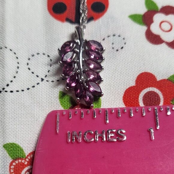 Natural Rhodolite Garnet leaf Sterling Silver Pendant Necklace - Picture 6 of 6